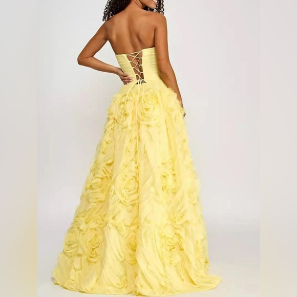 Macy’s TLC Say Yes Yellow Strapless Ball Gown Prom Pageant Dress Sz 9-10 - Picture 2 of 8